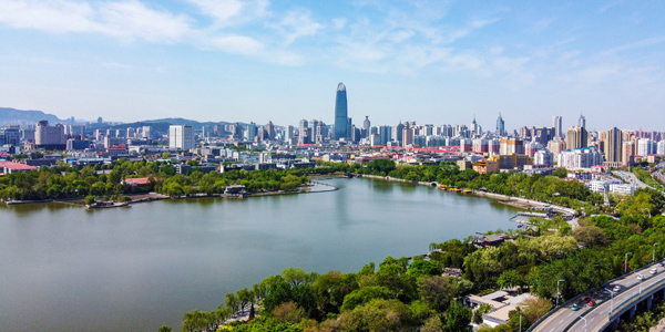 济南_2025新奥正版全年免费资料,怒斥解构详细解答、解释与落实